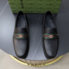 Gucci Leather Shoes